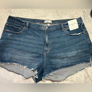 Abercrombie Curve Love Mom Shorts